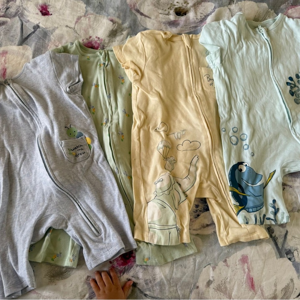 Primark Kids Bodysuits - Gray, Yellow, Green